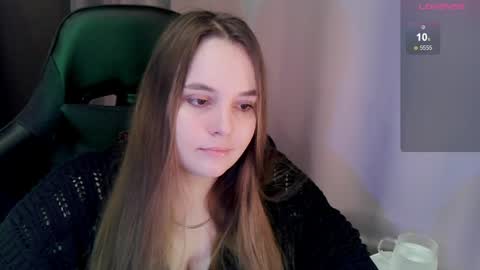 Snapshot of noir_ember_ chatting on May 4, 2026, 3:52 pm noir_ember_ online show from May 4, 2026, 3:52 pm