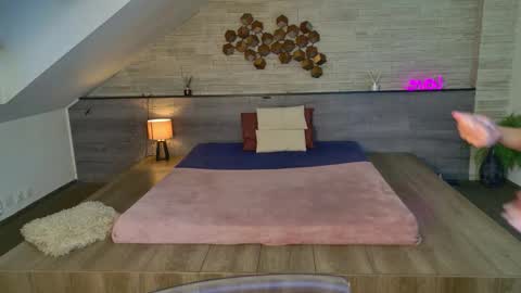 Liz online show from March 1, 2026, 5:09 am