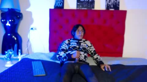 Noire online show from February 28, 2026, 10:44 pm