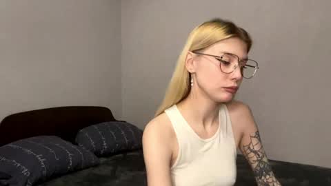 Sofia online show from May 13, 2026, 1:30 pm
