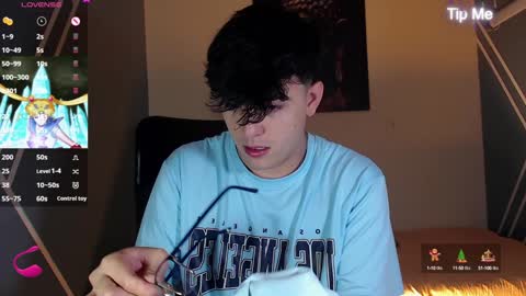 Nolan  online show from December 1, 2024, 5:35 pm