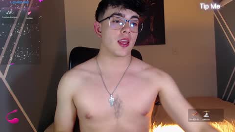 Nolan  online show from December 1, 2024, 8:42 pm