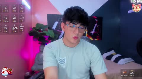 Nolan  online show from December 14, 2024, 6:20 pm