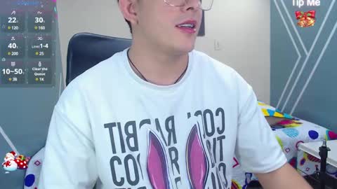 Nolan  online show from December 15, 2024, 6:26 pm