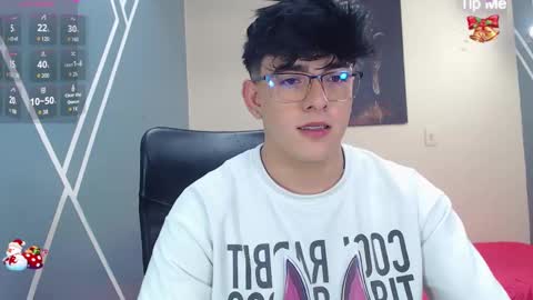 Nolan  online show from December 24, 2024, 5:55 pm