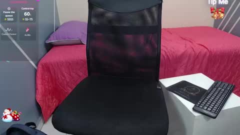 Nolan  online show from December 27, 2024, 9:11 pm