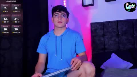 Nolan  online show from November 18, 2025, 6:23 pm