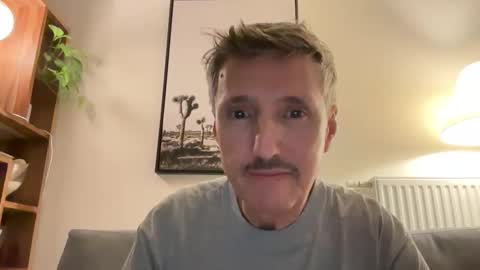 nolo34 online show from December 15, 2025, 4:33 pm