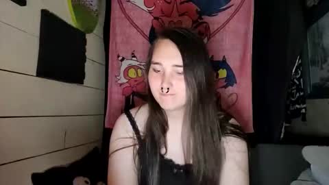 Snapshot of nonbinarybeauty20 chatting on June 3, 2026, 11:13 am nonbinarybeauty20 online show from June 3, 2026, 11:13 am