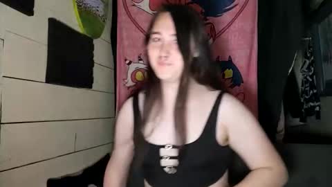 Snapshot of nonbinarybeauty20 chatting on June 4, 2026, 9:48 am nonbinarybeauty20 online show from June 4, 2026, 9:48 am