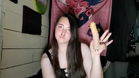 Snapshot of nonbinarybeauty20 chatting on June 15, 2026, 6:48 am nonbinarybeauty20 online show from June 15, 2026, 6:48 am