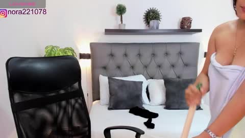 Nora online show from March 12, 2025, 5:57 am