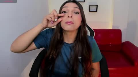 Nora online show from October 30, 2025, 4:25 am