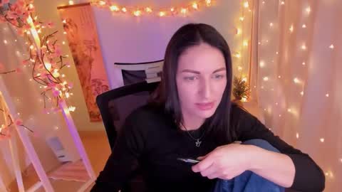 Nora online show from March 9, 2026, 9:41 pm