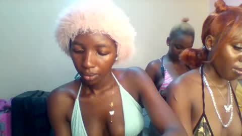 Norababy20 online show from June 25, 2026, 5:23 am
