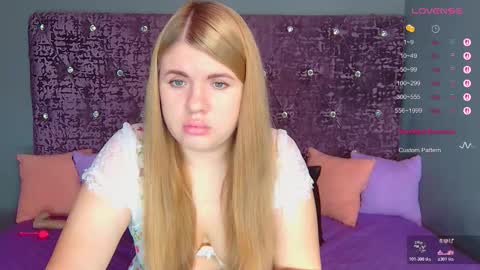 Nora online show from November 27, 2025, 1:51 am