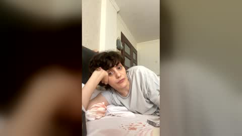 norablues online show from June 5, 2026, 12:33 pm