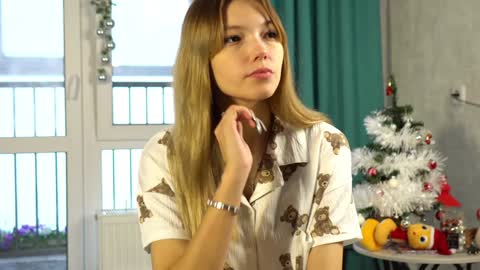 Eva online show from December 12, 2024, 9:19 am