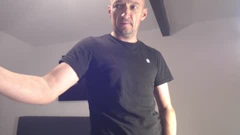 Snapshot of nordicrunner76 chatting on July 9, 2026, 8:40 am nordicrunner76 online show from July 9, 2026, 8:40 am