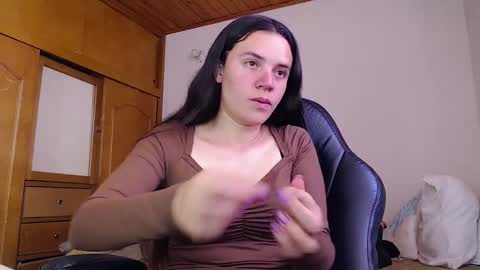 noreen_ online show from March 13, 2026, 7:20 pm