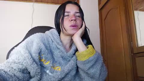 noreen_ online show from April 15, 2026, 6:04 pm