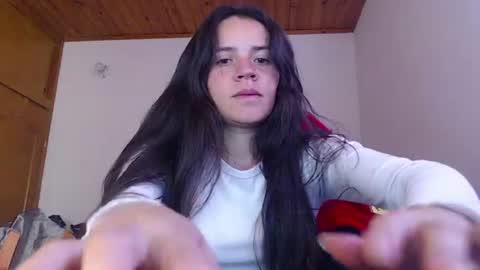 Snapshot of noreen_ chatting on July 6, 2026, 7:27 pm noreen_ online show from July 6, 2026, 7:27 pm
