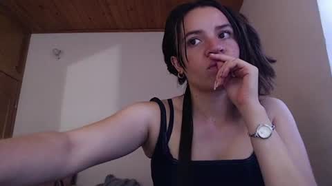 Snapshot of noreen_ chatting on July 12, 2026, 8:44 pm noreen_ online show from July 12, 2026, 8:44 pm