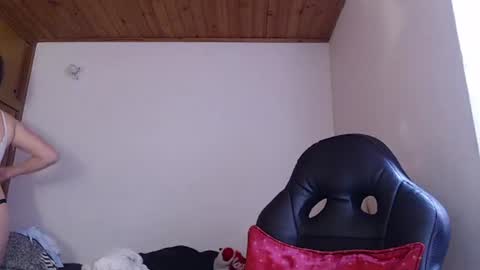Snapshot of noreen_ chatting on July 17, 2026, 5:51 pm noreen_ online show from July 17, 2026, 5:51 pm