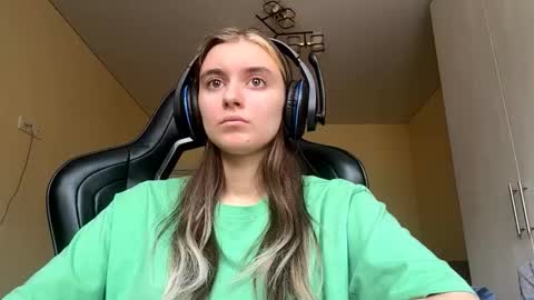 Elena online show from March 19, 2026, 8:07 am