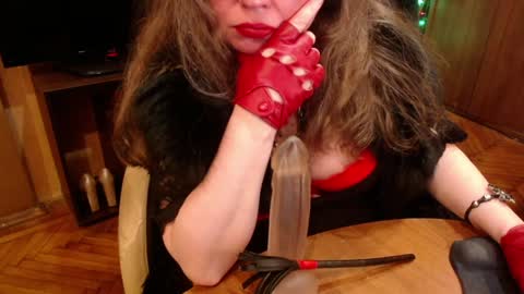 miss Tress online show from December 1, 2024, 11:14 pm