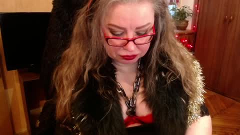 miss Tress online show from January 1, 2025, 5:33 am