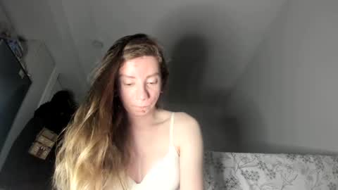 Emily snow online show from February 14, 2025, 5:19 am