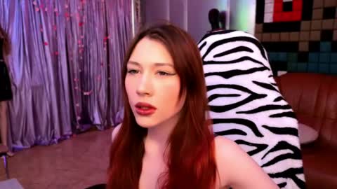 northern_moon online show from April 16, 2026, 4:35 am