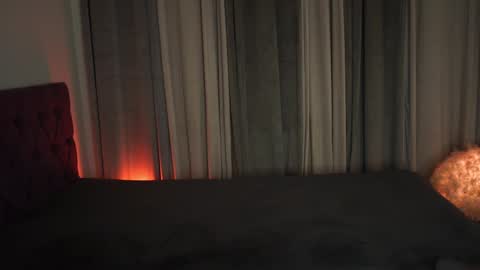 Tina online show from April 22, 2026, 7:15 pm