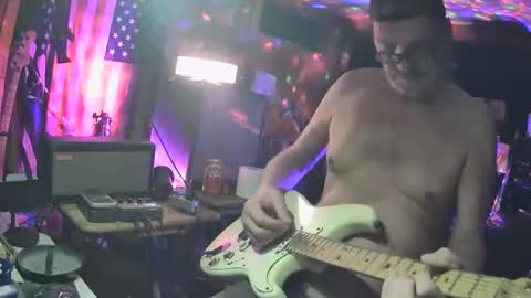 notflamingfart online show from November 12, 2025, 11:54 am