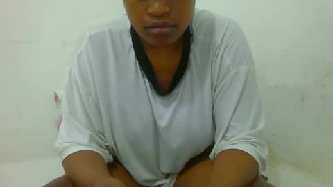 notoy1 online show from October 7, 2025, 4:04 pm