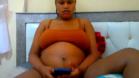 notoy1 online show from June 3, 2026, 9:42 pm