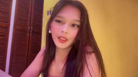nova_licious online show from June 2, 2026, 2:19 pm