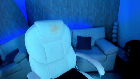 nova online show from September 10, 2025, 4:45 am