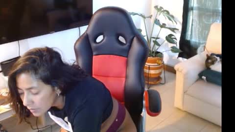 novaperotti online show from March 12, 2025, 10:07 pm