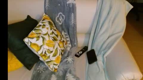 novaperotti online show from September 20, 2025, 12:44 am