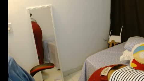 novaperotti online show from March 4, 2026, 7:03 am