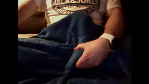 Noxukau online show from September 25, 2025, 2:37 am