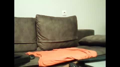 Snapshot of nudist_man chatting on March 1, 2025, 5:16 pm Milen online show from March 1, 2025, 5:16 pm