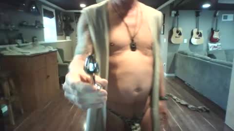 Snapshot of nudistguy194549 chatting on April 19, 2026, 10:01 pm Nudistguy online show from April 19, 2026, 10:01 pm