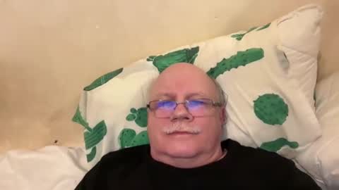 nukiss online show from January 28, 2025, 6:17 pm