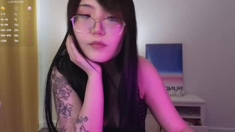 Erica online show from June 4, 2026, 2:28 am