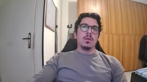 nuotatore90 online show from March 4, 2026, 9:21 pm