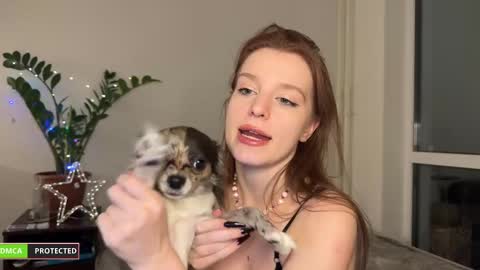 nura_foxx online show from January 11, 2025, 12:22 am