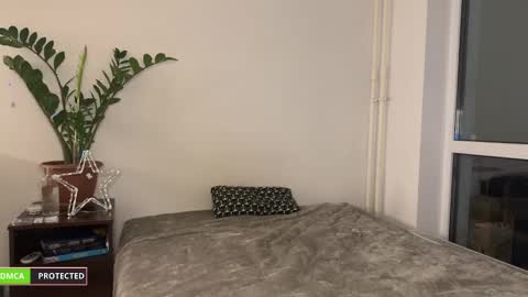 nura_foxx online show from January 18, 2025, 3:31 am